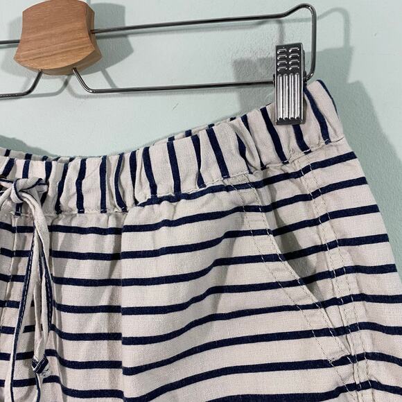 J Crew Women Navy & White Striped Linen Blend Pull On Shorts Size M - Picture 3 of 8
